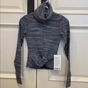 Lululemon Never worn Melodic Long Sleeve Size 2